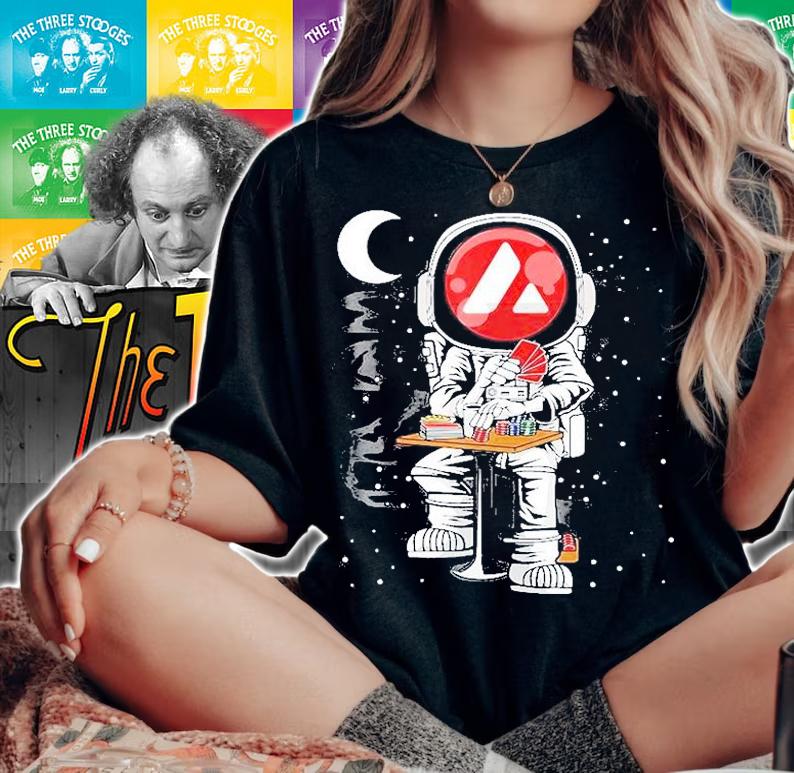Astronaut Poker Avalanche Avax Coin To The Moon T-Shirt t-shirt woman shirt