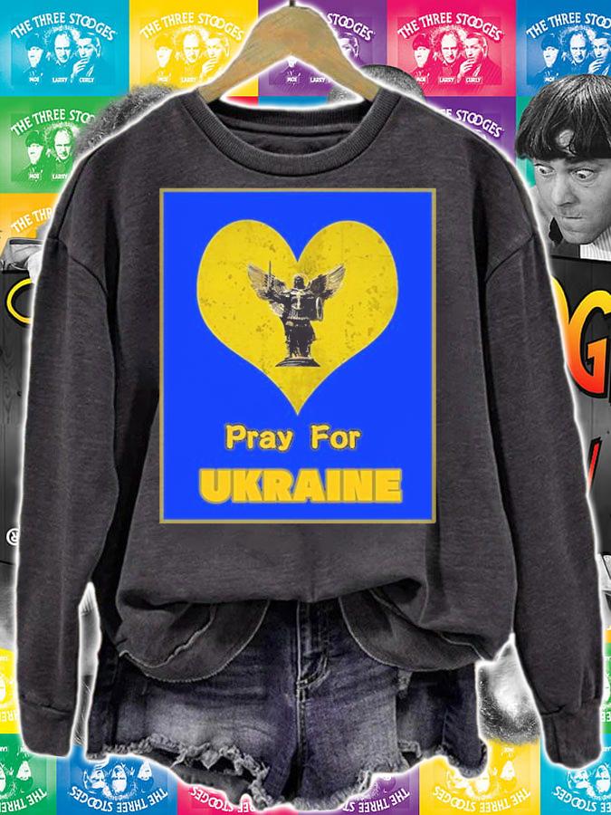 PRAY FOR UKRAINE Heart T-Shirt sweatshirt