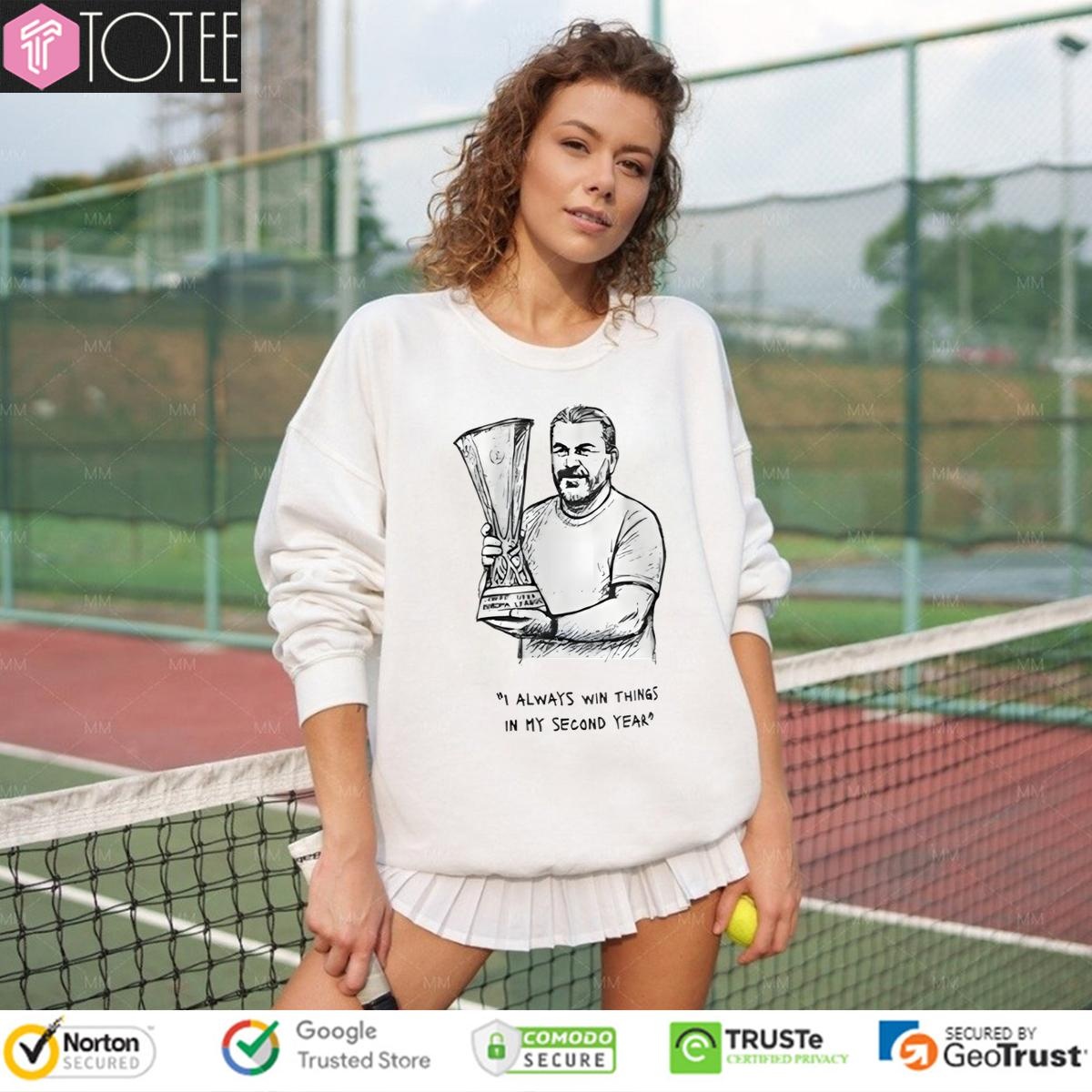 Sweatshirt